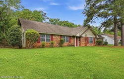 5137 Meadow Oaks Park Drive, Jackson, MS 39211