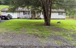 356 Little Lick Rd, Inez, KY 41224