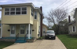 1215 1st, Jackson, MI 49203