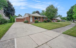 256 Nichols Drive, Saline, MI 48176