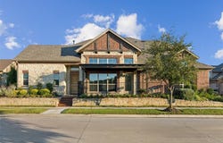 4305 Hurricane Creek Trail, Arlington, TX 76005