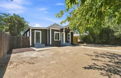 1145 D Street, Reedley, CA 93654