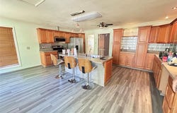 328 Creekview Meadows Drive, Springtown, TX 76082