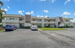 7251 W COUNTRY CLUB DRIVE N, SARASOTA, FL 34243
