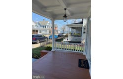 10 W END AVE, CAMBRIDGE, MD 21613