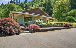 18495 hwy 126, Walton, OR 97490