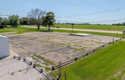 33rd Street SE, Mason City, IA 50401