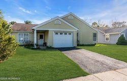 21 Hastings Drive, Forked River, NJ 08731