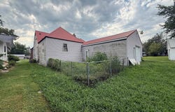 520 N Park Avenue, Centerville, IA 52544