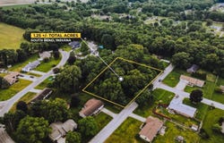 29396 carol lou drive, South Bend, IN 46619