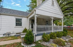 2021 S Jefferson Avenue, Springfield, MO 65807
