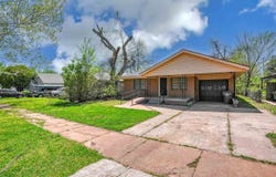 606 NW Columbia Ave, Lawton, OK 73507