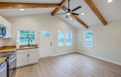 2011 Hugo Avenue, North Charleston, SC 29405