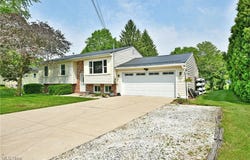 459 E Main Street, Cortland, OH 44410