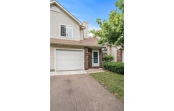 533 Old Town Drive, New Brighton, MN 55112