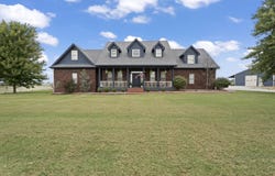 57970 E 230 Road, Fairland, OK 74343