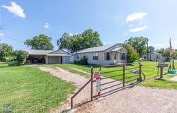 301 Avenue A, Lawn, TX 79530