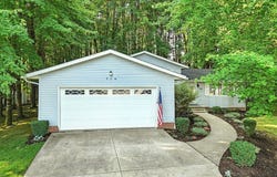 10 S Oakmont Road, Northfield Center, OH 44067