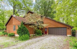22000 East Road, Carlyle, IL 62231