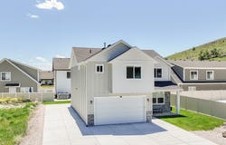 356 W RENDEZVOUS Way, Garden City, UT 84028