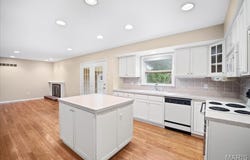 2304 Park Avenue, St Charles, MO 63301