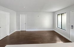 99 Streamwood, Irvine, CA 92620