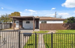 4366 Holt N, Fresno, CA 93705