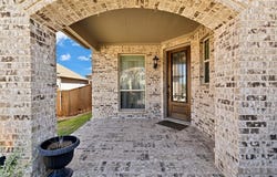 914 Park Vista Drive, Justin, TX 76247