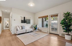 227 Marina Lakes Dr, Richmond, CA 94804
