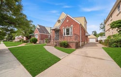 5332 187th Street, Fresh Meadows, NY 11365