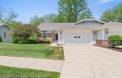 7152 Steeplechase Way, Lansing, MI 48917
