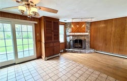 6 Lakewood Drive, Narragansett, RI 02882