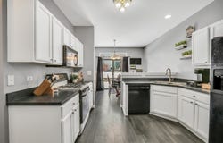 2904 Falling Waters Drive, Lindenhurst, IL 60046