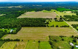2 Plano Trail Lane, Aurora, IN 47001