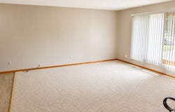 204 Ryan Dr, Glendive, MT 59330