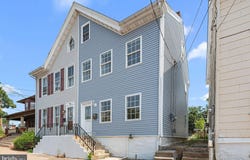 542 SPRUCE STREET, POTTSTOWN, PA 19464
