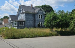 6 Pine Street, East Millinocket, ME 04430