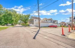 343 Smith Street, Dunmore, PA 18512
