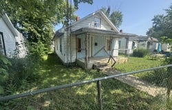 2814 S Pershing Drive, Muncie, IN 47302