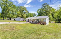 1637 1ST STREET, CENTER POINT, AL 35215