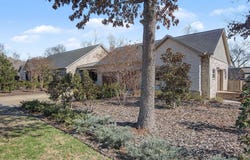105 Longleaf Way, Florence, AL 35634