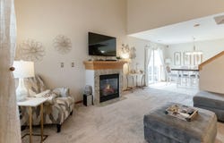 8610 Ep True Parkway unit: 2001, West Des Moines, IA 50266
