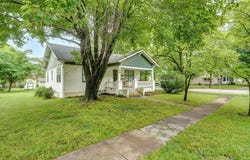 601 S Madison Avenue, Aurora, MO 65605