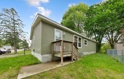 12270 Geneva Way, Apple Valley, MN 55124