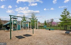 22985 WEYBRIDGE SQUARE, ASHBURN, VA 20148