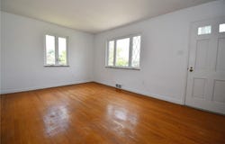 3579 Middleboro Rd, Castle Shannon, PA 15234