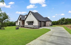 5000 Veal Station, Weatherford, TX 76085