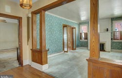 576 E KING STREET, CHAMBERSBURG, PA 17201