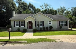 203 Mitchell Street, Headland, AL 36345