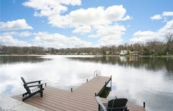 810 Point Drive, Akron, OH 44319
